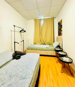 Affordable Aptartment Direct Access to City
